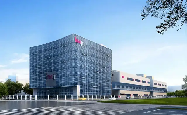 霍建宁打辅助，李嘉诚家族攒下1600亿现金