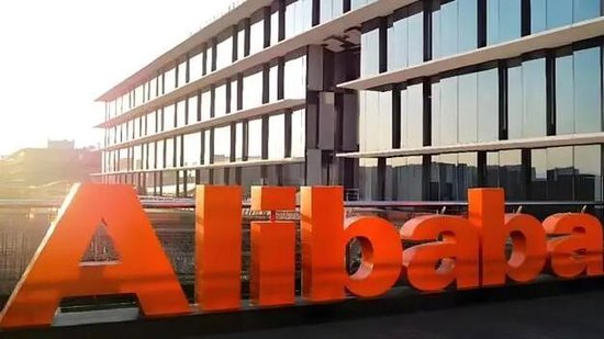 从阿里财报看终局：你走你的外卖	，我走我的AI